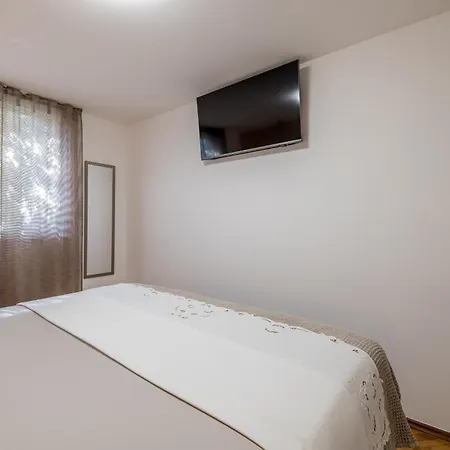 Olive Shade - Apartment Near The Beach Split Exterior foto