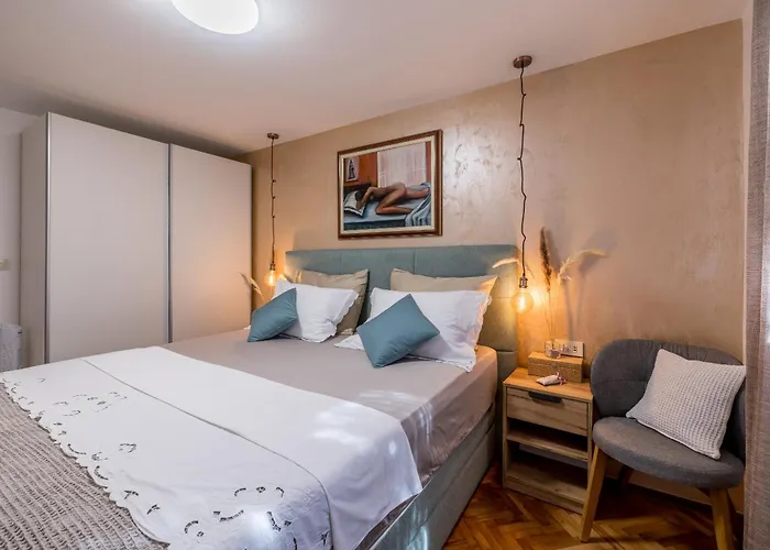 Olive Shade - Apartment Near The Beach